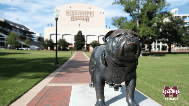 Picture of Bully statue in the Junction