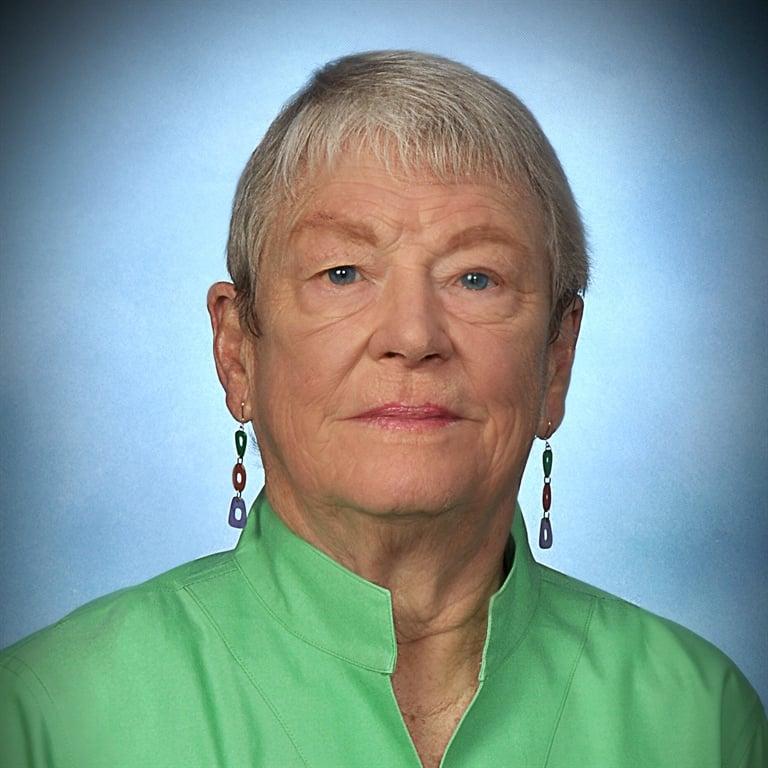 Photo of Diane Roberts